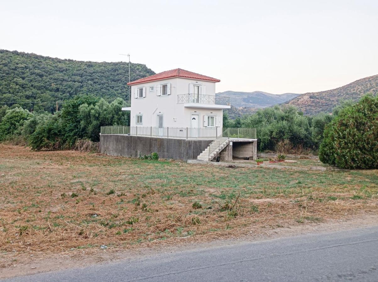Zoi'S Hοuse.Vacation Home In Mani Near Vathi Beach Eksteriør billede